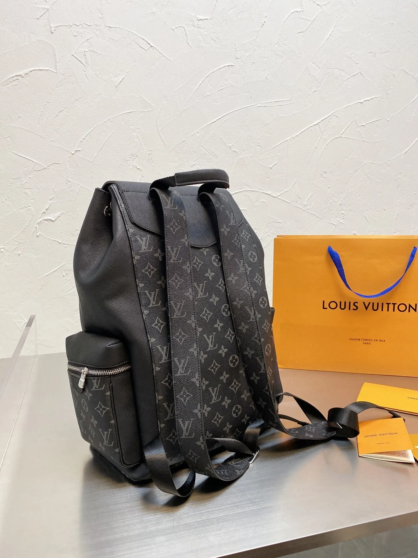 Designer Handbags LN 078