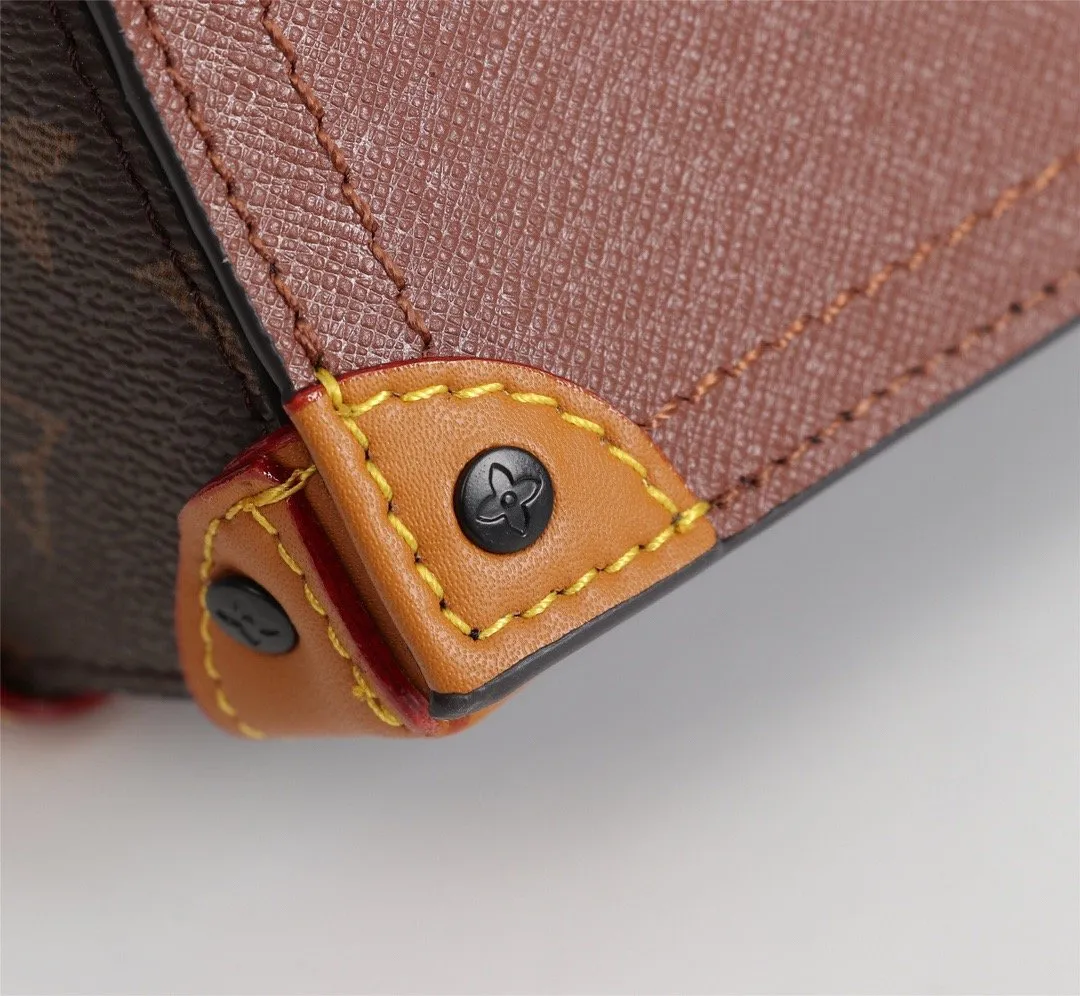 Designer Handbags LN 176