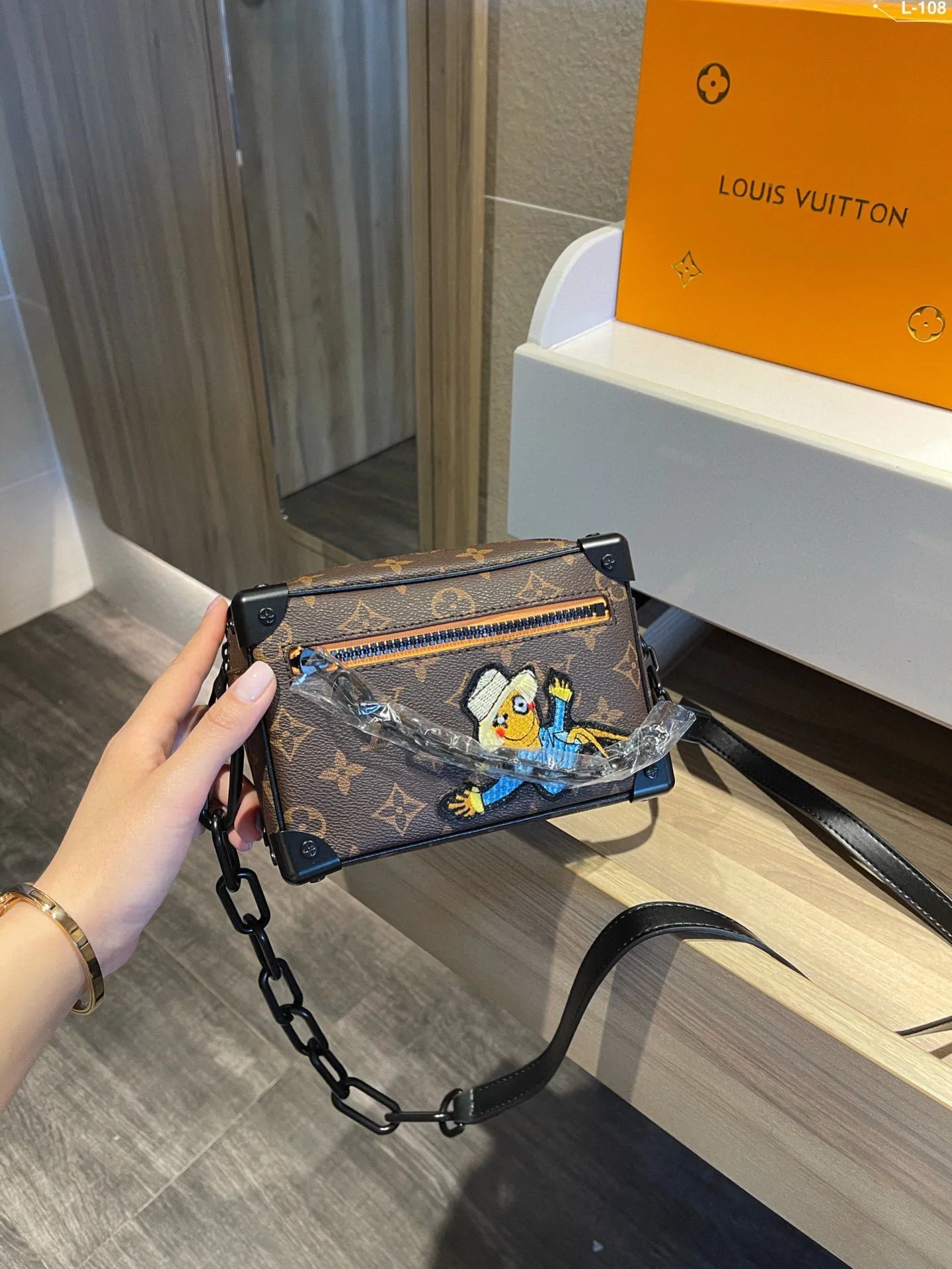 Designer Handbags LN 510