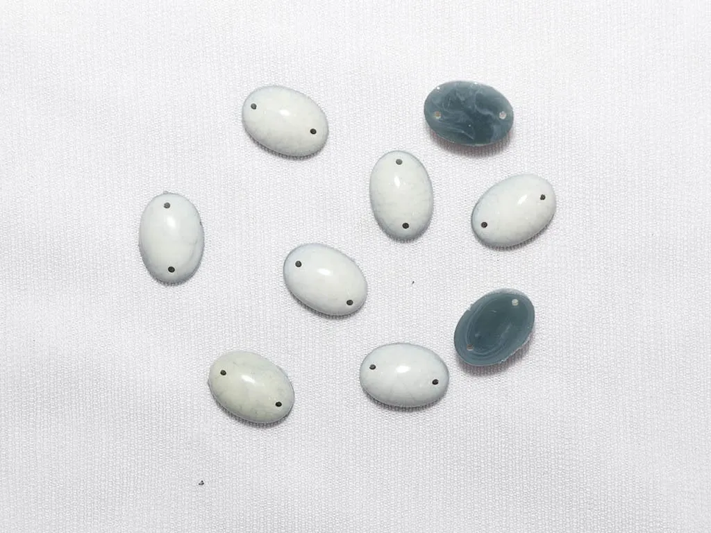 White Designer Oval Plastic Stones - 10x14 mm